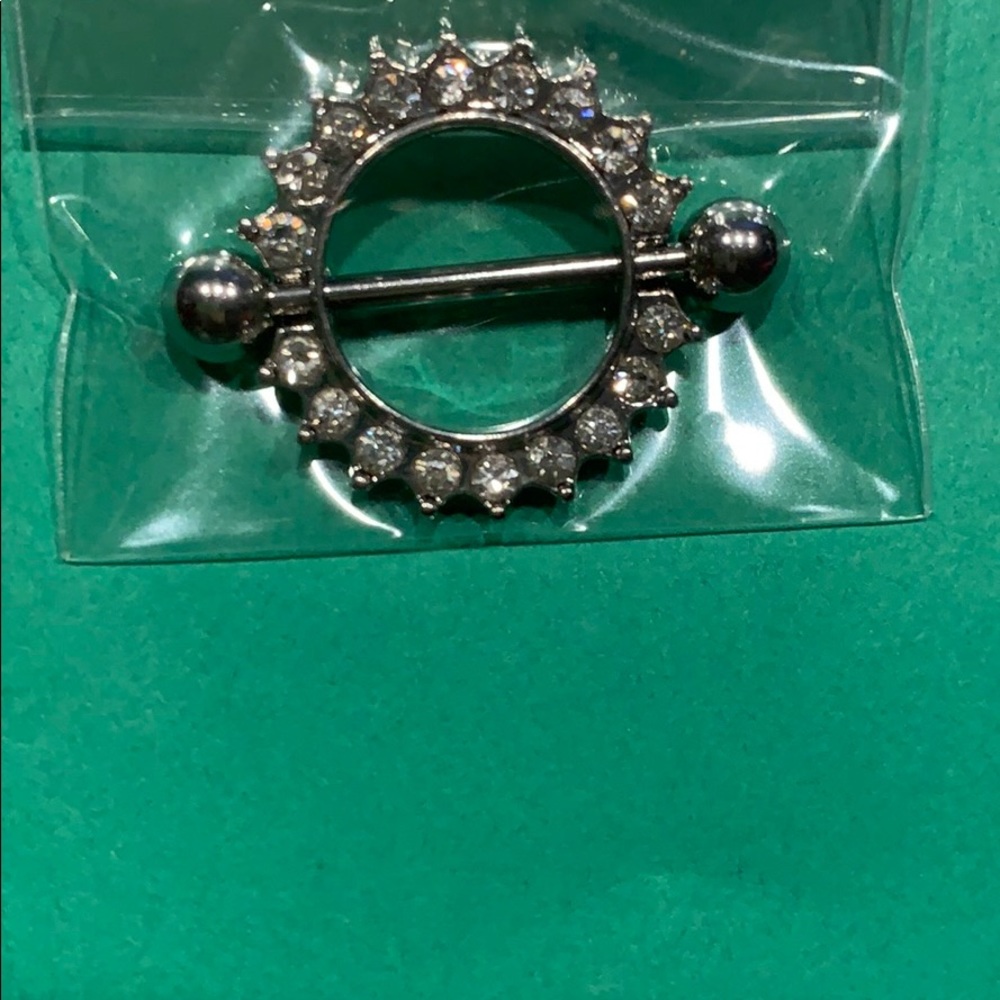 Circle Nipple cover rings w/ CZ set